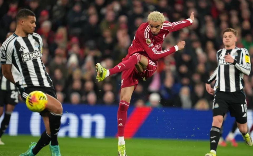 蒸汽平台-23岁的他成斯洛特走向复兴的保障：射术精湛能力全面，姆巴佩点赞